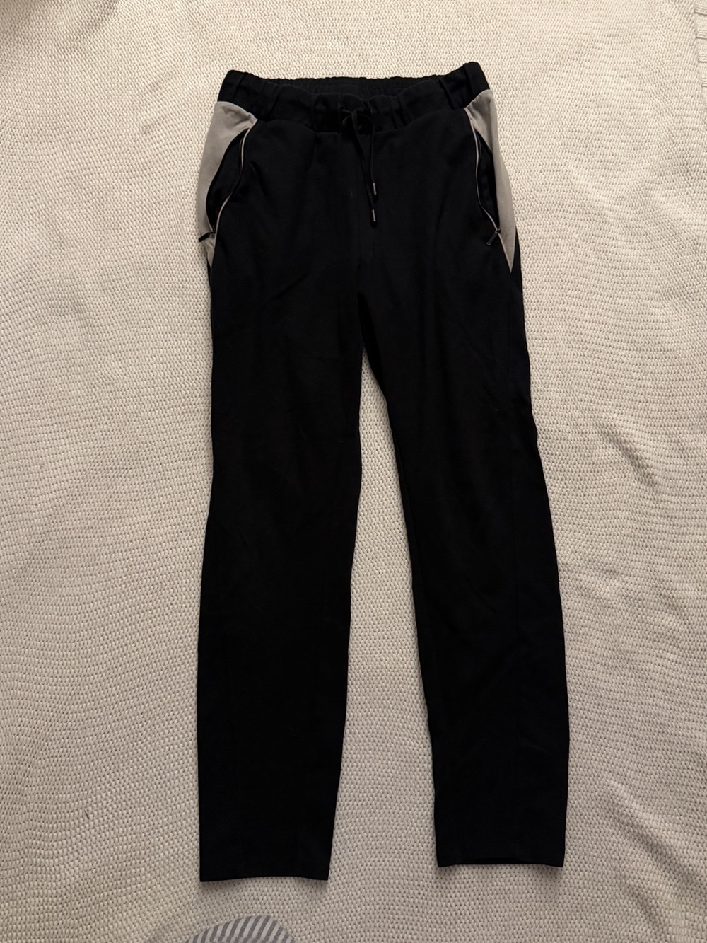 Authentic Armani Exchange men’s jogger sweatpants. Certilogo verified